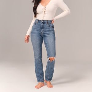 Curve Love Ultra High Rise 90s Slim Straight Jean